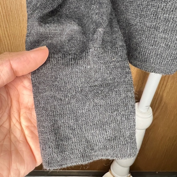 J Crew Mercantile Women’s XL turtle neck 50% wool and 50% cotton - Picture 6 of 6